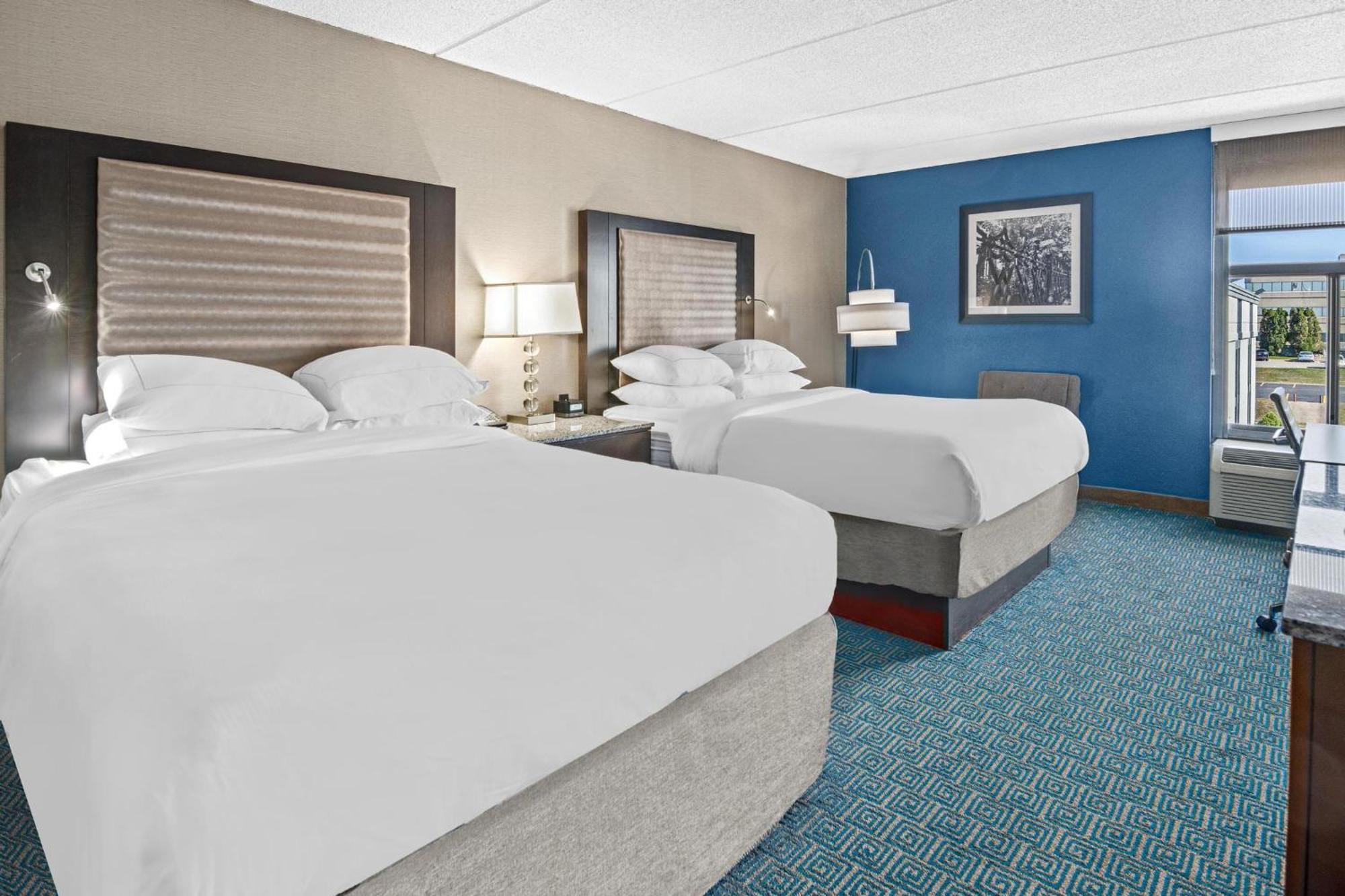Doubletree By Hilton Roseville Minneapolis Exterior foto