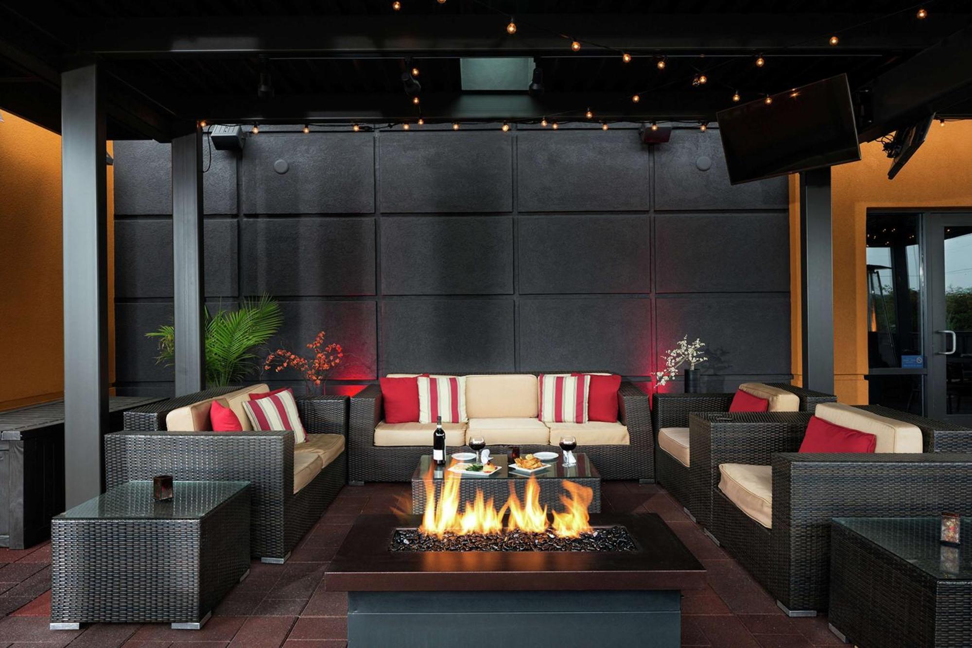 Doubletree By Hilton Roseville Minneapolis Exterior foto